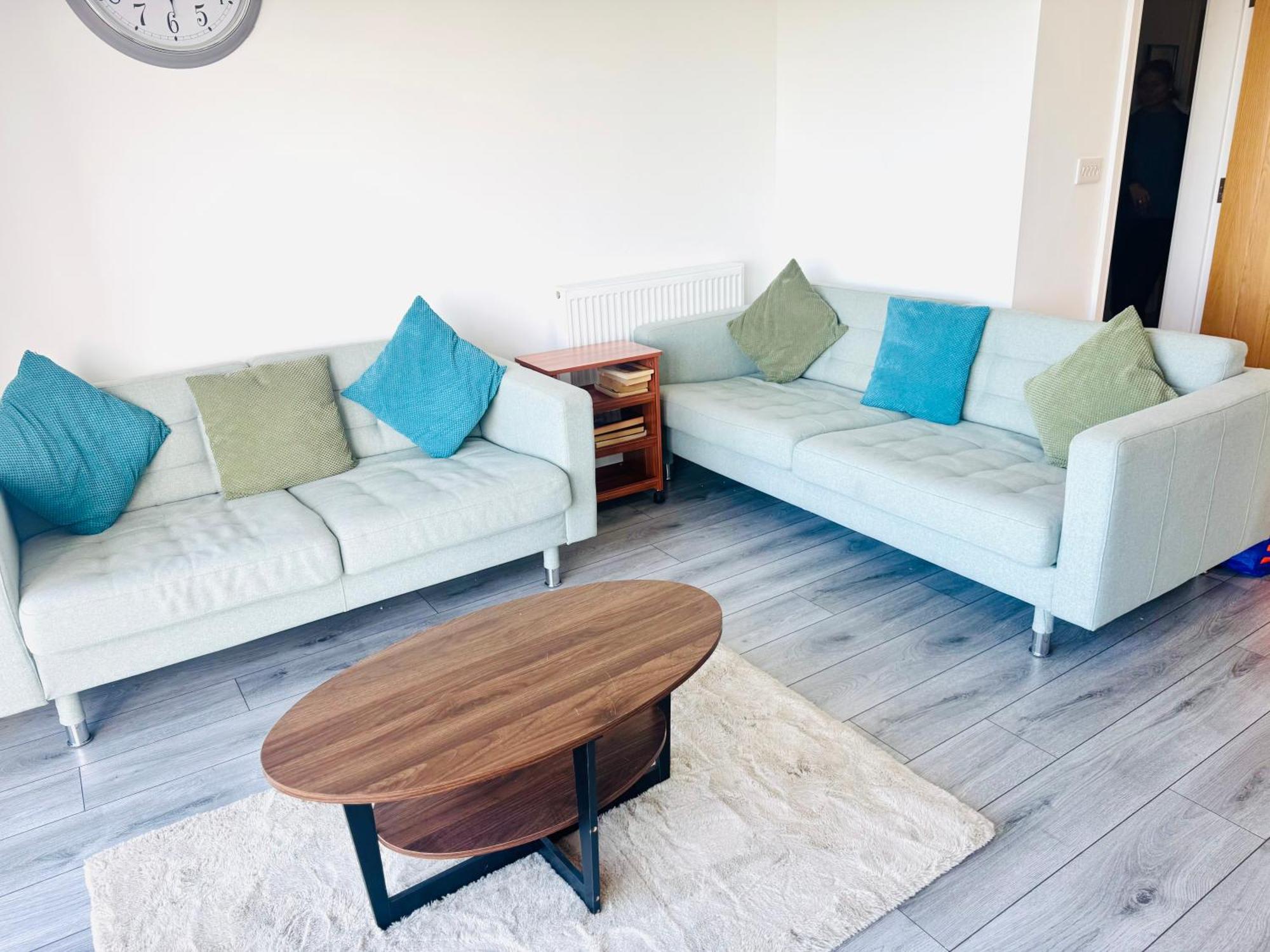 Lovely New 2 Bedroom Condo With Stunning Seaviews Penmaenmawr ภายนอก รูปภาพ